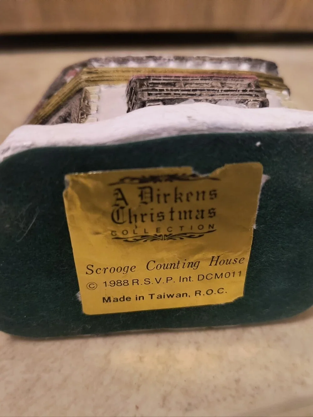 Vintage A Dickens Christmas Collection Lot: Scrooge Counting House 1988 & 90